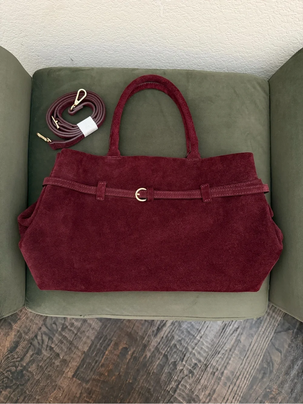 Elegant Italian Boutique Suede Tote Bag in Deep Burgundy